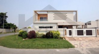 1 kanal House Available For Rent in DHA Phase 6, Lahore