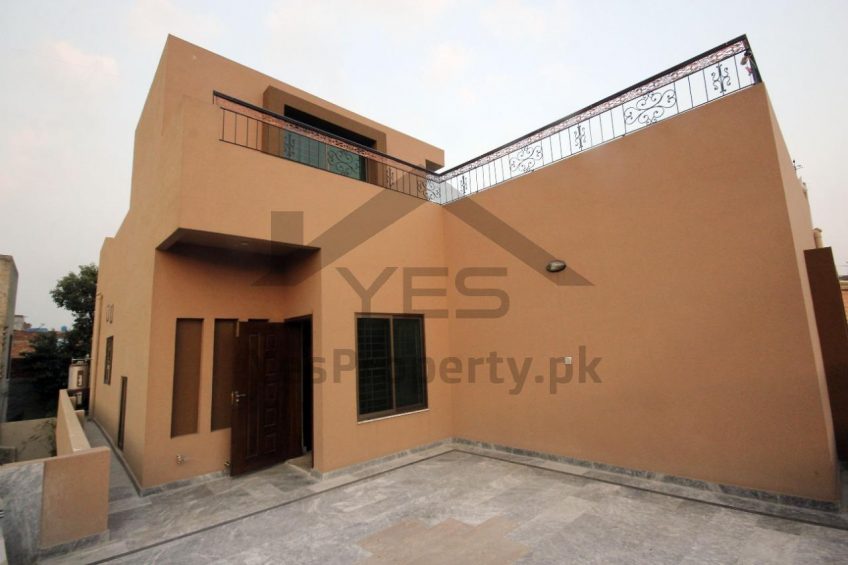 1 kanal upper portion available for rent in DHA phase 1