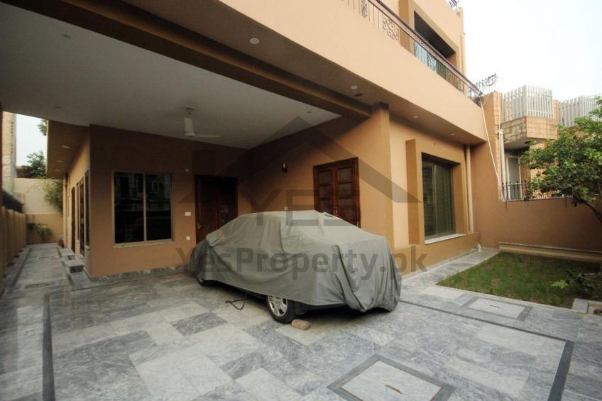 1 kanal upper portion available for rent in DHA phase 1