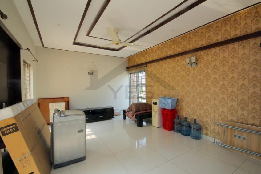 1 Kanal Full House Available for Rent in Phase 6 DHA Lahore