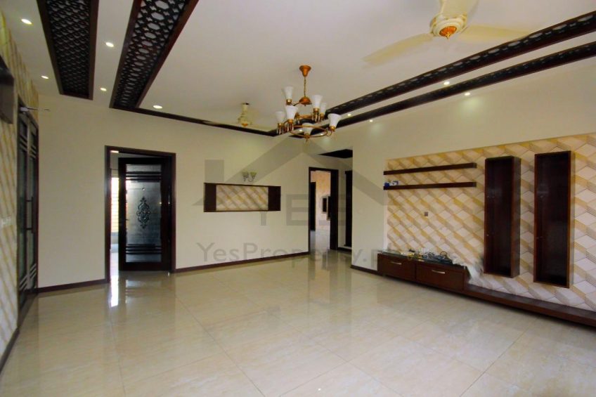 1 Kanal Full House Available for Rent in Phase 6 DHA Lahore