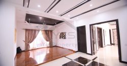 1Kanal well designed luxury house is available for rent