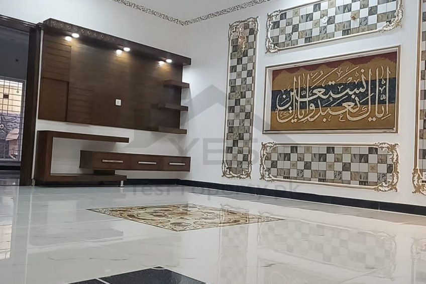 10 Marla House for sale in DHA Rehbar