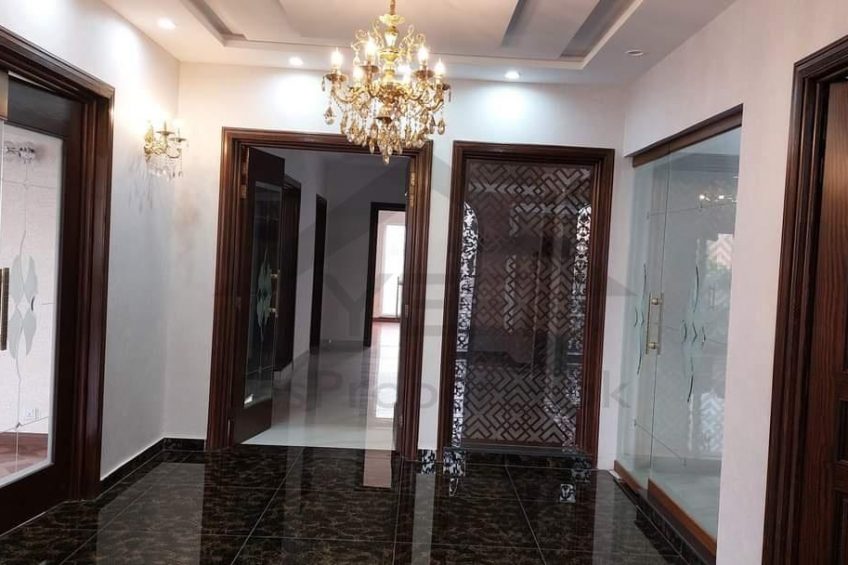 1 Kanal luxury designed bungalow for sale