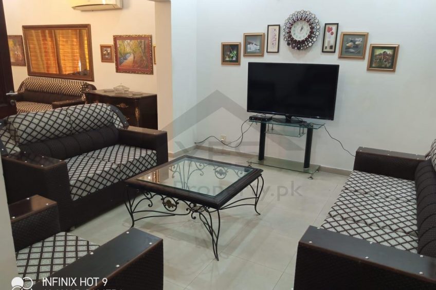 10 MARLA FURNISHED HOUSE FOR RENT IN DHA PHASE 8