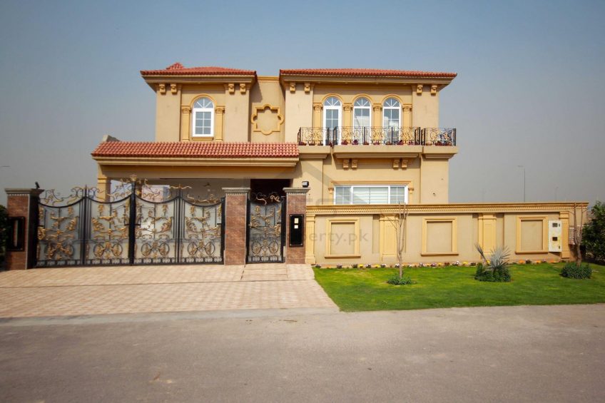 1 Kanal Modern Mediterranean Bungalow DHA Lahore