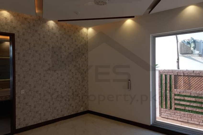 Spacious House For Sale in DHA Phase 6