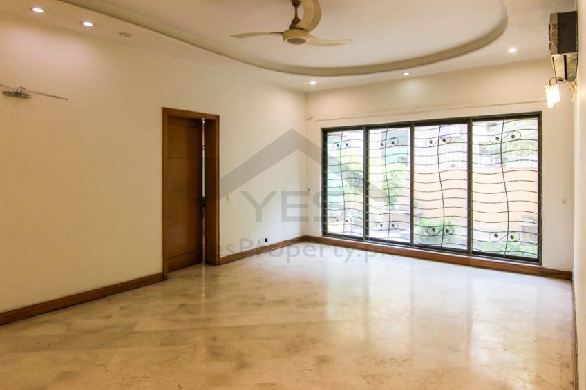 2 Kanal Used Basement House For Sale in DHA Phase 2 Lahore