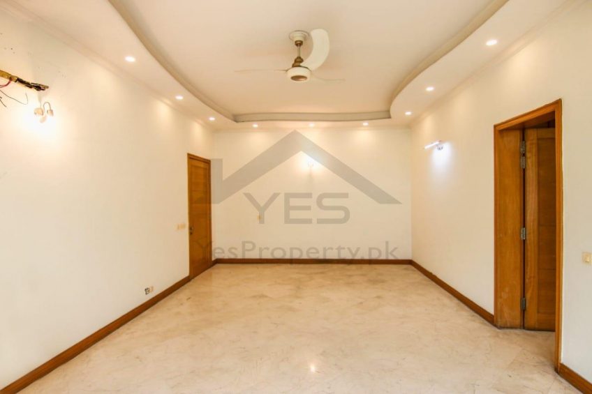 2 Kanal Used Basement House For Sale in DHA Phase 2 Lahore