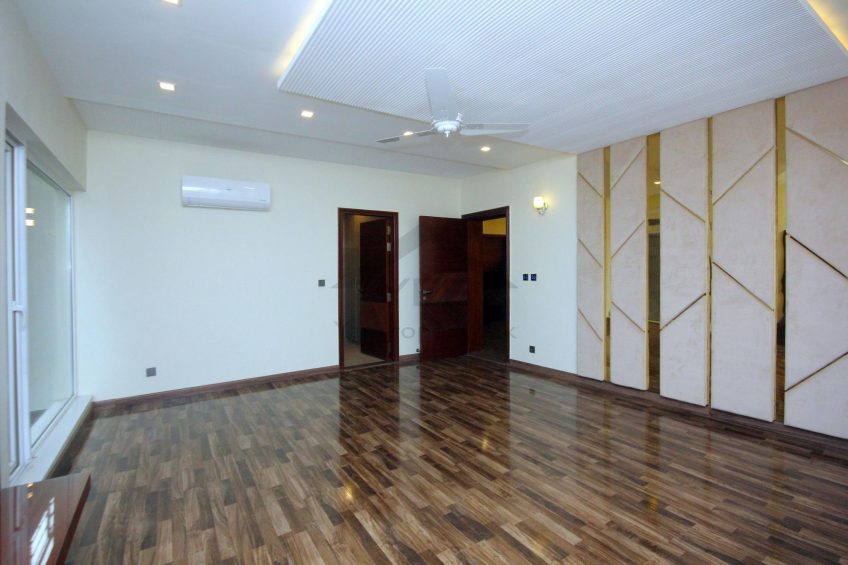 1 Kanal Marvelous House for Rent in Phase 5 DHA Lahore