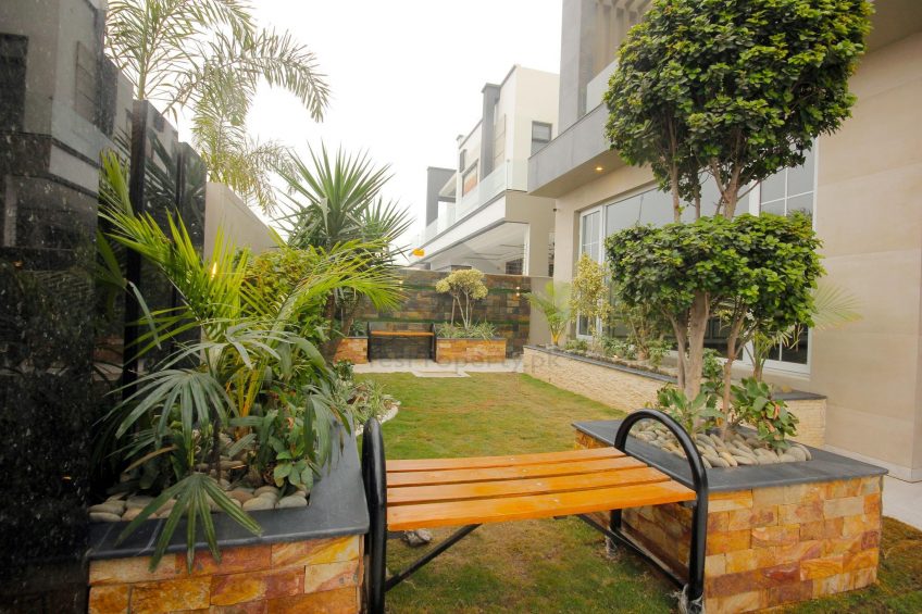 1 Kanal Marvelous House for Rent in Phase 5 DHA Lahore