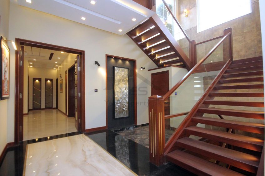 1 Kanal Marvelous House for Rent in Phase 5 DHA Lahore