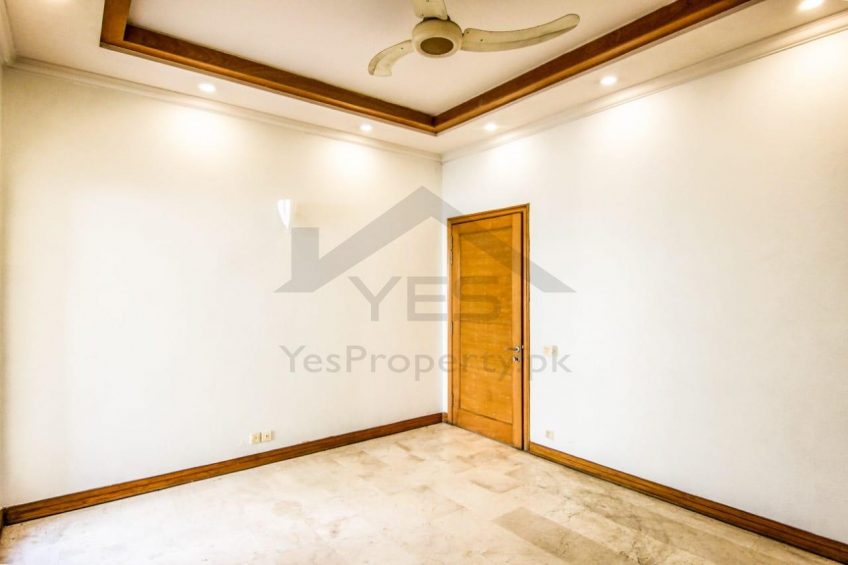 2 Kanal Used Basement House For Sale in DHA Phase 2 Lahore