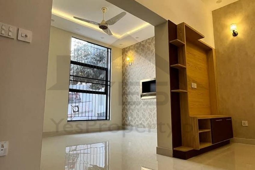 5 Marla House For Sale in Bahria Town Lahore