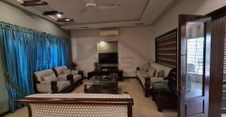 1 Kanal Banglaw For Sale in DHA Phase 4 Lahore