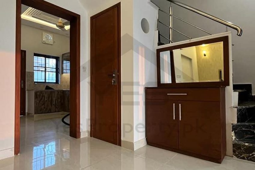 5 Marla House For Sale in Bahria Town Lahore