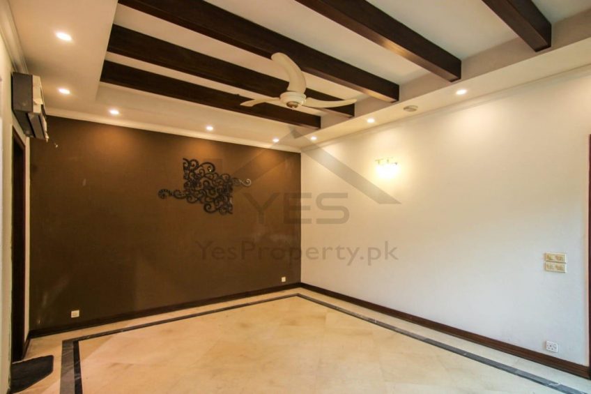 2 Kanal Used Basement House For Sale in DHA Phase 2 Lahore