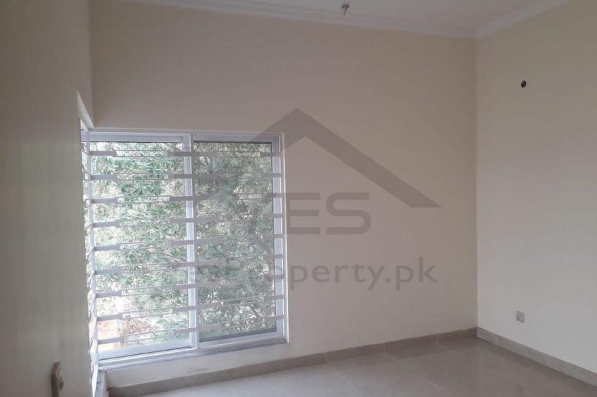 8 Marla Brand New House Available For Rent Bahria Orchard Lahore