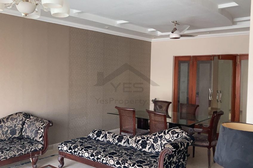 13 Marla Corner House 8 Years Old Double Unit House For Sale Phase 4 DHA Lahore