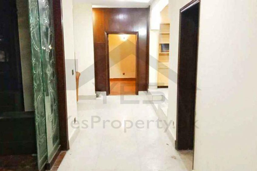 1 Kanal Luxury House For Sale in DHA Phase 3 Lahore