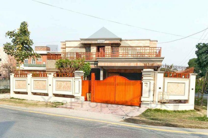 1 Kanal Luxury House For Sale in DHA Phase 3 Lahore