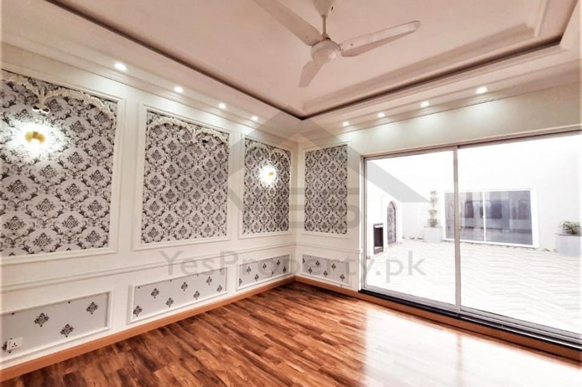 1 Kanal Victorian Design House For Sale On 60 Feet Road Izmir Town Lahore