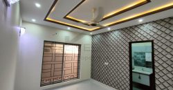 10 Marla Double Story Beautiful House For Sale Bahria Town Lahore