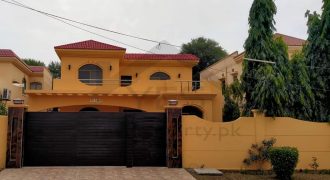 20 Marla House For Sale in Buch Executive villas Bosan Road Multan