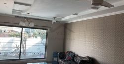 13 Marla Corner House 8 Years Old Double Unit House For Sale Phase 4 DHA Lahore