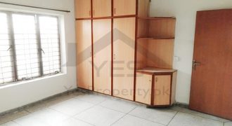 12 Marla Uper Portion For Rent Farooq Colony Near Packages Mall Lahore