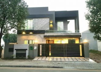 10 Marla Brand New House For Sale in Bahria Orchard Lahore