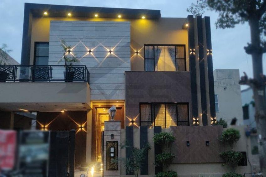 10 Marla Semi Furnished House For Sale Phase 8 Lahore