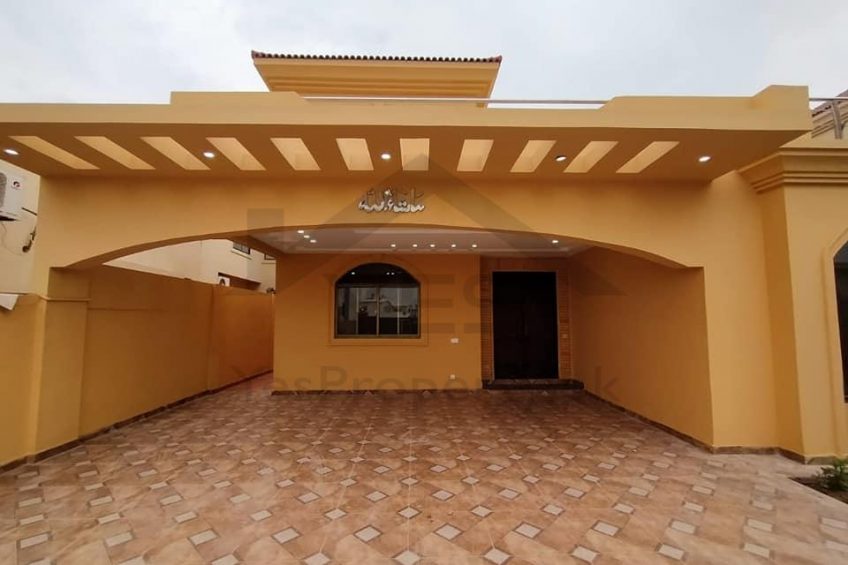 20 Marla House For Sale in Buch Executive villas Bosan Road Multan