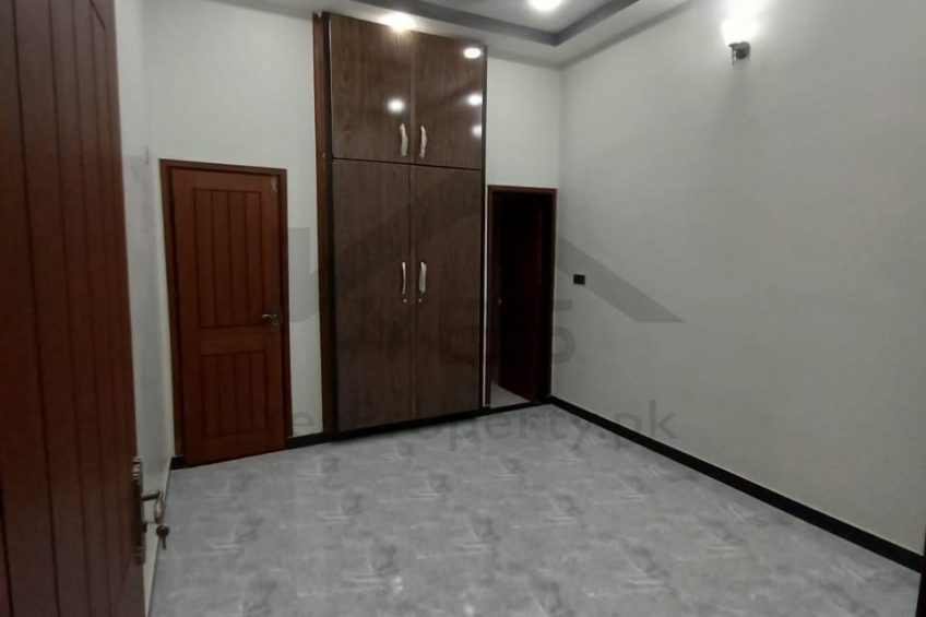 120 SQ YARD House Available For Sale in Gulshan E Maymar Karachi