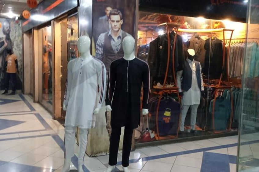 130 SQF Shop For Sale in Siddiq Trade Center Gulberg Lahore
