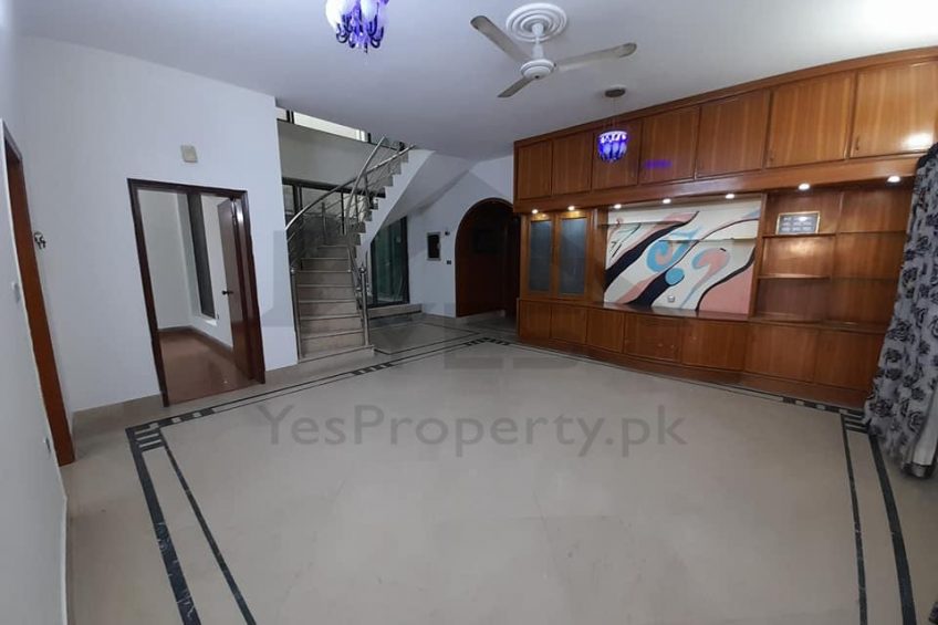 14 Marla Beautiful Outstanding Double Story House For Sale in Johar Town Lahore