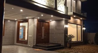 1 Kanal Luxury House For Sale in DHA Phase 7 Lahore