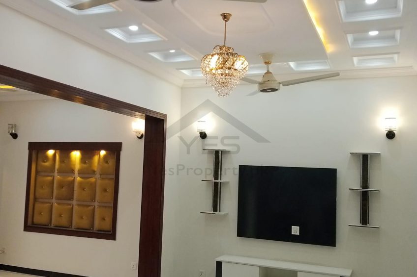 5 Marla Brand New House for Sale in Hussain Block Bahria Town Lahore