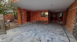 14 Marla Beautiful Outstanding Double Story House For Sale in Johar Town Lahore