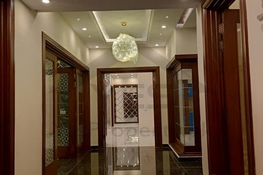 1 Kanal Luxury House For Sale in DHA Phase 7 Lahore