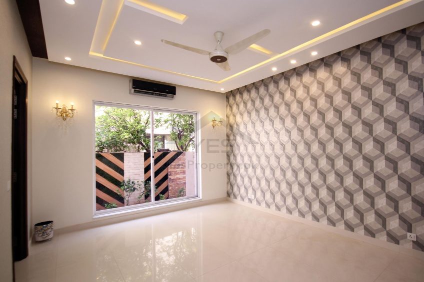 1 Kanal Modern Mediterranean Bungalow For Sale in DHA Lahore