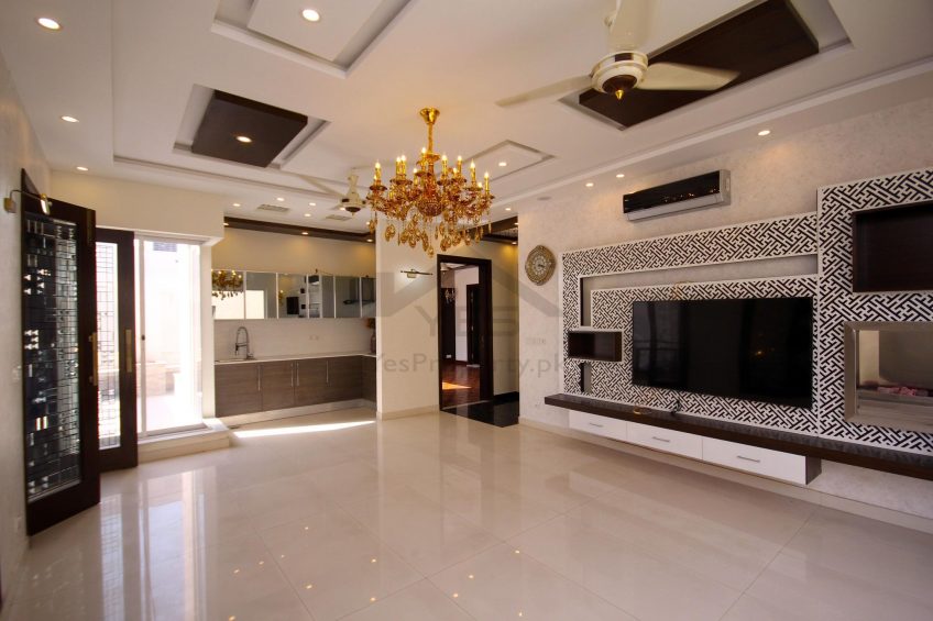 1 Kanal Modern Mediterranean Bungalow For Sale in DHA Lahore