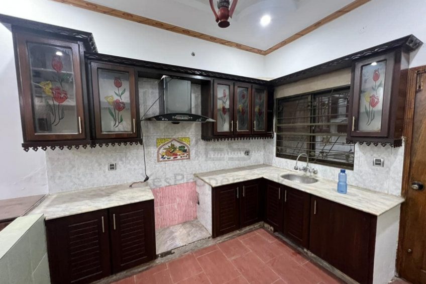 5 Marla Used House is Available for Sale In Al Rehman Garden Phase 2 Block D Lahore