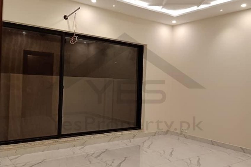 1 Kanal Luxury House For Sale in DHA Phase 7 Lahore