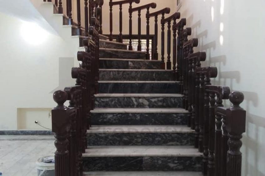 1 Kanal Beautiful House For Rent in DHA Phase 1 Lahore