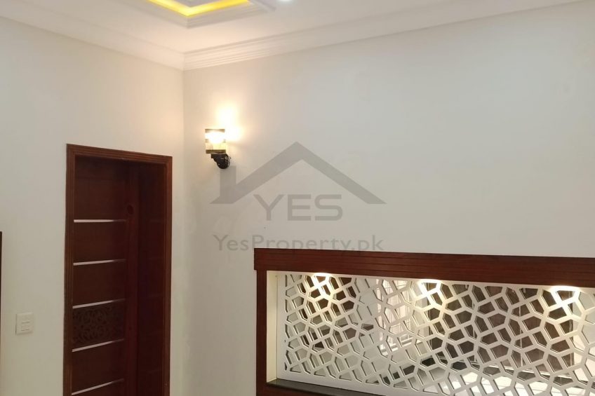 5 Marla Brand New House for Sale in Hussain Block Bahria Town Lahore