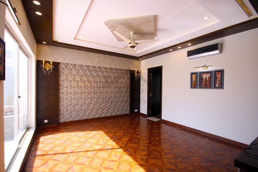 1 Kanal Modern Mediterranean Bungalow For Sale in DHA Lahore