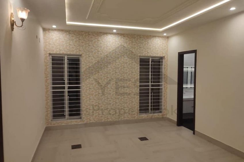 12 Marla Outstanding Pair House For Sale in G1 Johar Town Lahore