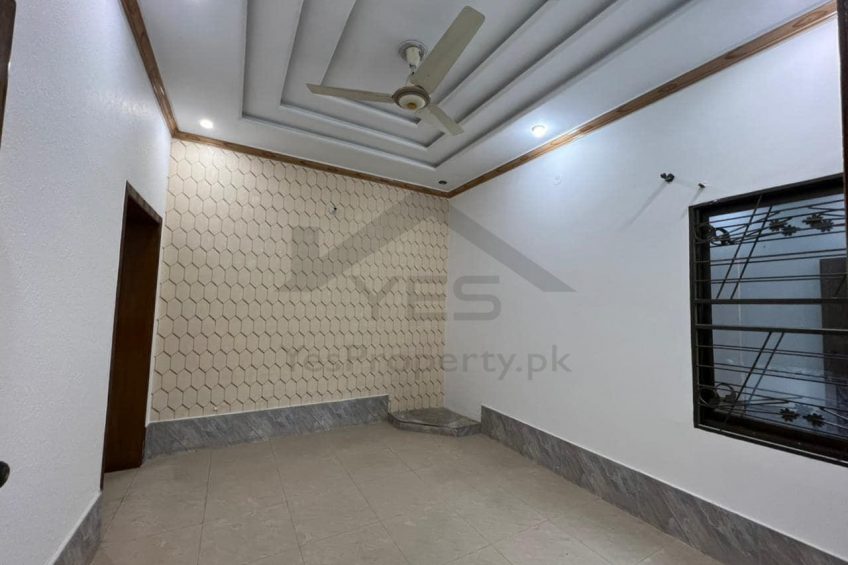 5 Marla Used House is Available for Sale In Al Rehman Garden Phase 2 Block D Lahore