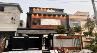 10 Marla Modern House Facing Park Available For Sale Central Park Housing Scheme Ferozpur Road Lahore